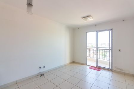 Sala  de apartamento para alugar com 3 quartos, 62m² em Km 18, Osasco