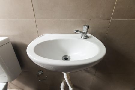 Studio para alugar com 45m², 1 quarto e sem vaga Studio para alugar com 45m², 1 quarto e sem vagaBanheiro