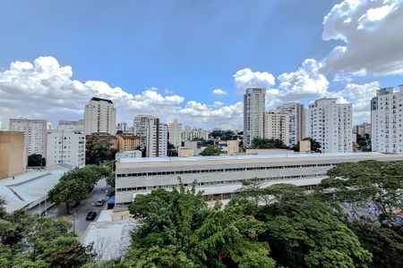 Apartamento à venda com 77m², 3 quartos e 1 vaga Apartamento à venda com 77m², 3 quartos e 1 vagaVista da Varanda