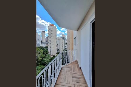 Apartamento à venda com 77m², 3 quartos e 1 vaga Apartamento à venda com 77m², 3 quartos e 1 vagaVaranda da Sala
