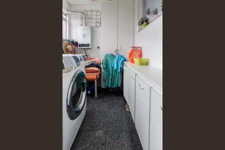 Apartamento à venda com 97m², 3 quartos e 1 vagaÁrea de Serviço