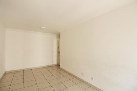 Apartamento à venda com 75m², 3 quartos e 2 vagas Apartamento à venda com 75m², 3 quartos e 2 vagasSala