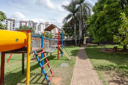 Apartamento à venda com 75m², 3 quartos e 2 vagas Apartamento à venda com 75m², 3 quartos e 2 vagasÁrea comum - Playground