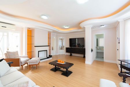 Casa à venda com 3 quartos, 200m² em Marechal Rondon, Canoas