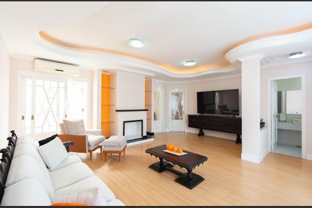 Casa à venda com 3 quartos, 200m² em Marechal Rondon, Canoas