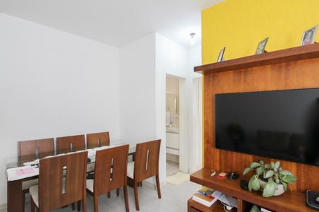 Apartamento à venda com 57m², 2 quartos e 1 vaga Apartamento à venda com 57m², 2 quartos e 1 vagaSala