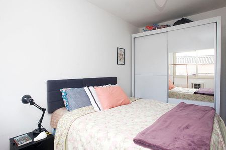 Apartamento à venda com 77m², 2 quartos e 1 vagaQuarto 1