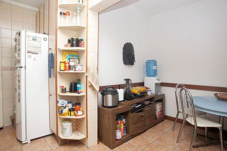 Apartamento à venda com 77m², 2 quartos e 1 vagaCozinha + Área de Serviço