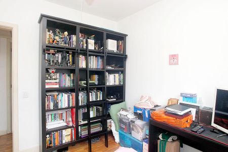 Apartamento à venda com 77m², 2 quartos e 1 vagaQuarto 2