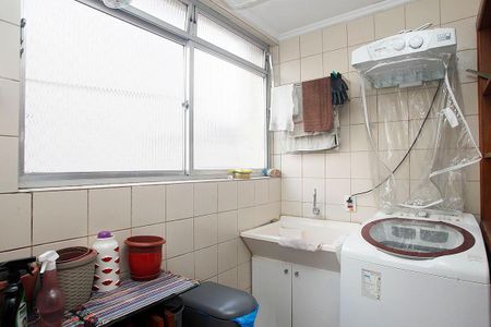 Apartamento à venda com 77m², 2 quartos e 1 vagaCozinha + Área de Serviço