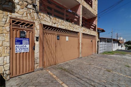 Fachada de casa à venda com 8 quartos, 10000m² em Parque Boturussu, São Paulo