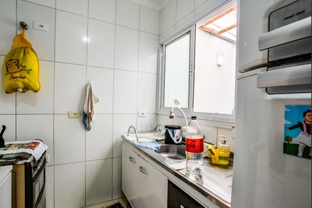 Casa à venda com 89m², 2 quartos e 2 vagas Casa à venda com 89m², 2 quartos e 2 vagasCozinha