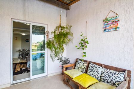 Casa à venda com 89m², 2 quartos e 2 vagas Casa à venda com 89m², 2 quartos e 2 vagasVaranda da Sala