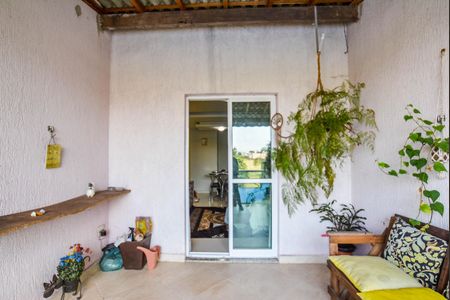 Casa à venda com 89m², 2 quartos e 2 vagas Casa à venda com 89m², 2 quartos e 2 vagasVaranda da Sala