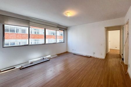 Apartamento para alugar com 2 quartos, 80m² em Cerqueira César, São Paulo