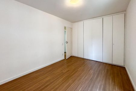 Apartamento para alugar com 2 quartos, 80m² em Cerqueira César, São Paulo