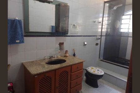 Casa à venda com 3 quartos, 150m² em Jardim Aeroporto, São Paulo