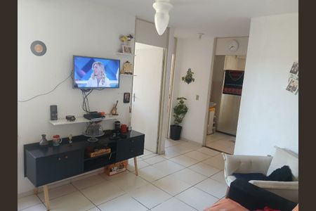 Sala de apartamento para alugar com 2 quartos, 49m² em Santa Cruz, Rio de Janeiro