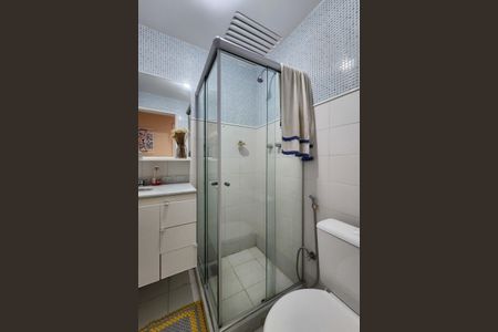 Apartamento à venda com 101m², 3 quartos e sem vaga Apartamento à venda com 101m², 3 quartos e sem vagaBanheiro Social