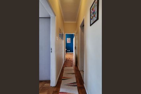 Apartamento à venda com 101m², 3 quartos e sem vaga Apartamento à venda com 101m², 3 quartos e sem vagaCorredor