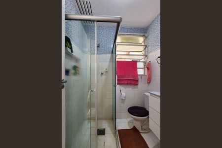 Apartamento à venda com 101m², 3 quartos e sem vaga Apartamento à venda com 101m², 3 quartos e sem vagaBanheiro da Suíte