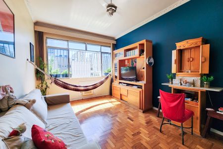 Apartamento à venda com 101m², 3 quartos e sem vaga Apartamento à venda com 101m², 3 quartos e sem vagaSala