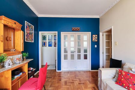 Apartamento à venda com 101m², 3 quartos e sem vaga Apartamento à venda com 101m², 3 quartos e sem vagaSala