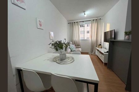 Sala de apartamento à venda com 2 quartos, 43m² em Vila São Bernardo, Campinas