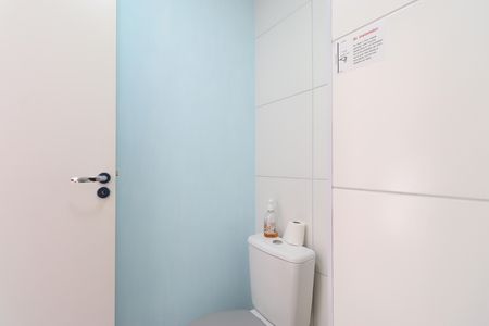 Apartamento à venda com 35m², 2 quartos e sem vagaBanheiro 
