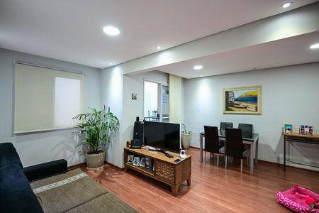 Sala de apartamento à venda com 2 quartos, 63m² em Jardim Caner, Taboão da Serra