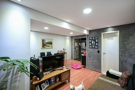 Sala de apartamento à venda com 2 quartos, 63m² em Jardim Caner, Taboão da Serra