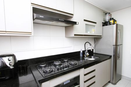 Apartamento à venda com 52m², 2 quartos e 1 vagaCozinha 