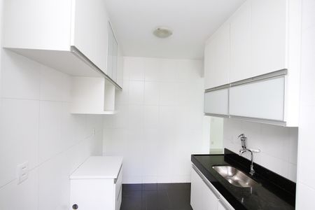Apartamento à venda com 65m², 2 quartos e 1 vagaCozinha