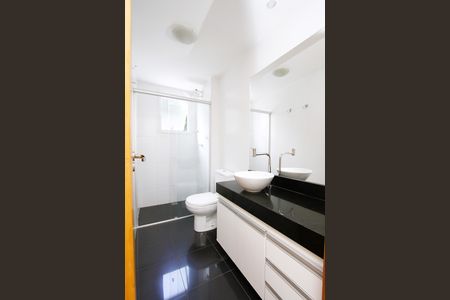 Apartamento à venda com 65m², 2 quartos e 1 vagaBanheiro da Suíte