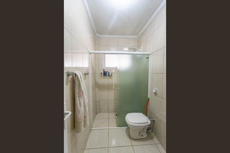 Casa à venda com 146m², 2 quartos e 2 vagasBanheiro social 