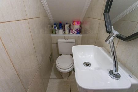 Casa à venda com 146m², 2 quartos e 2 vagasLavabo 