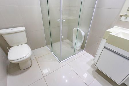 Casa à venda com 146m², 2 quartos e 2 vagasBanheiro da suíte 