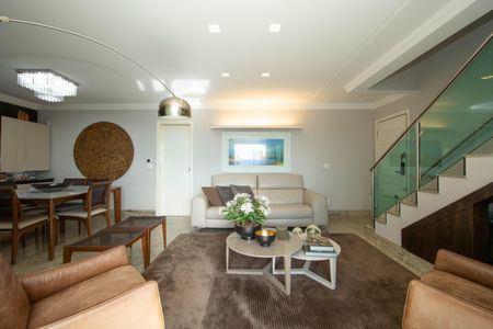 Apartamento à venda com 259m², 5 quartos e 4 vagasSALA