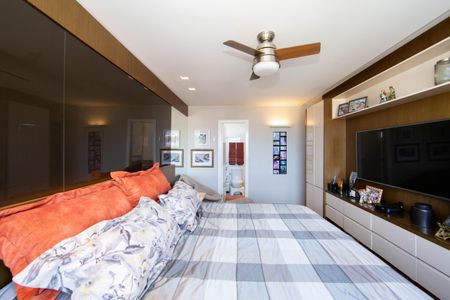 Apartamento à venda com 259m², 5 quartos e 4 vagasQUARTO4