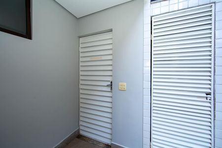 Apartamento à venda com 259m², 5 quartos e 4 vagasBOX DE DESPEJO