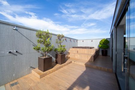 Apartamento à venda com 259m², 5 quartos e 4 vagasCOBERTURA