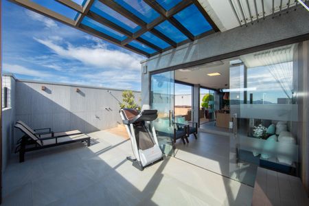 Apartamento à venda com 259m², 5 quartos e 4 vagasCOBERTURA