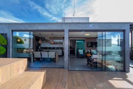 Apartamento à venda com 259m², 5 quartos e 4 vagasCOBERTURA