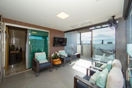 Apartamento à venda com 259m², 5 quartos e 4 vagasCOBERTURA