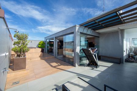 Apartamento à venda com 259m², 5 quartos e 4 vagasCOBERTURA