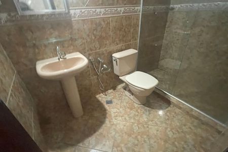 Casa para alugar com 50m², 2 quartos e 1 vagaBanheiro