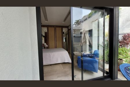 Casa de condomínio para alugar com 224m², 2 quartos e 4 vagasSuite 01