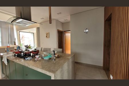 Casa de condomínio para alugar com 224m², 2 quartos e 4 vagasCozinha