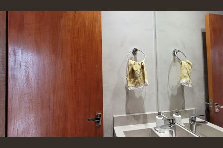 Casa de condomínio para alugar com 224m², 2 quartos e 4 vagasLavabo