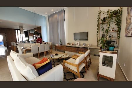 Sala de casa de condomínio para alugar com 2 quartos, 224m² em Parquelandia, Itaquaquecetuba